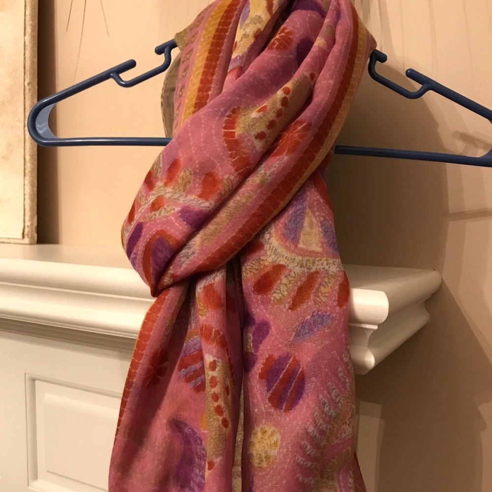 Scarf/Wrap - Pinks, Purple, & Beige Print 🧣